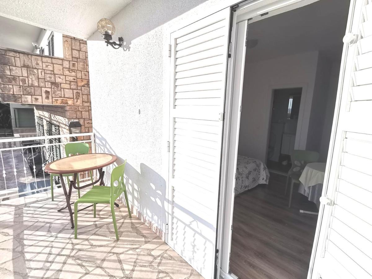 Top Studio 9 Makarska Rivijera Promajna Dış mekan fotoğraf